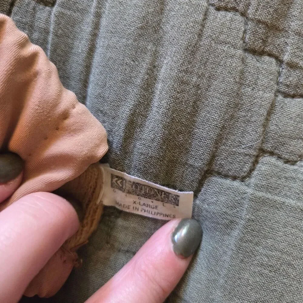 Isotoner Women's Pink and Tan Gloves - Picture 5 of 6